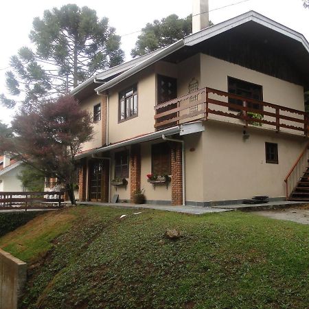 Casa Em Condominio Privado Campos do Jordão Zewnętrze zdjęcie